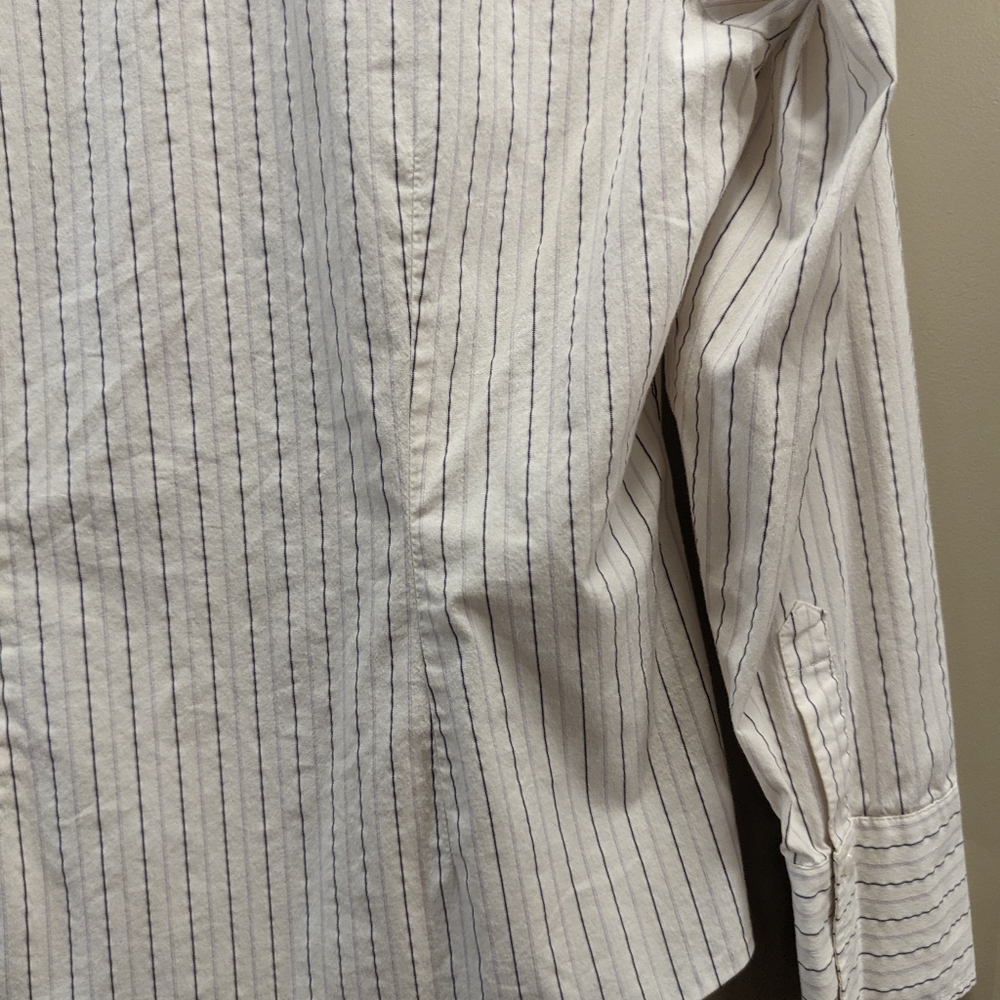 New York & Company City Stretch Shirt- size large - Picture 15 of 17